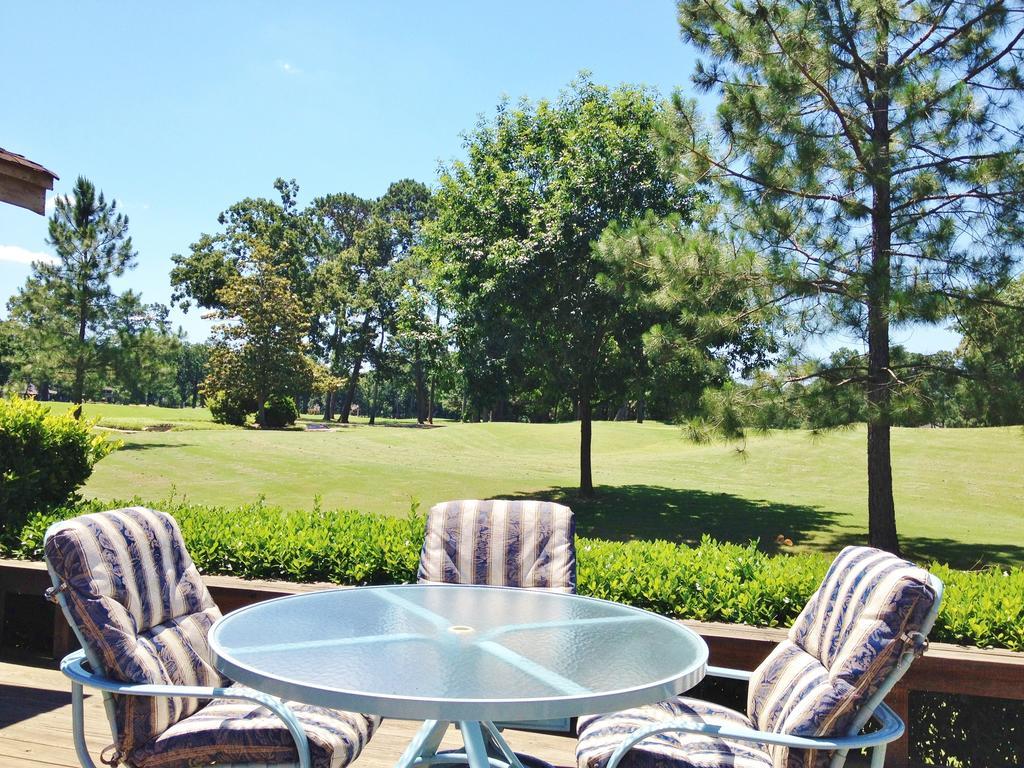 Crown Colony Villas Lufkin Chambre photo